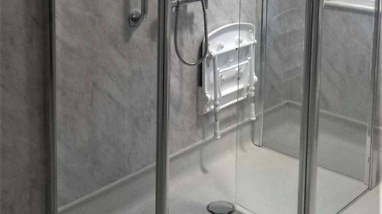 Mathieson luxury shower room
